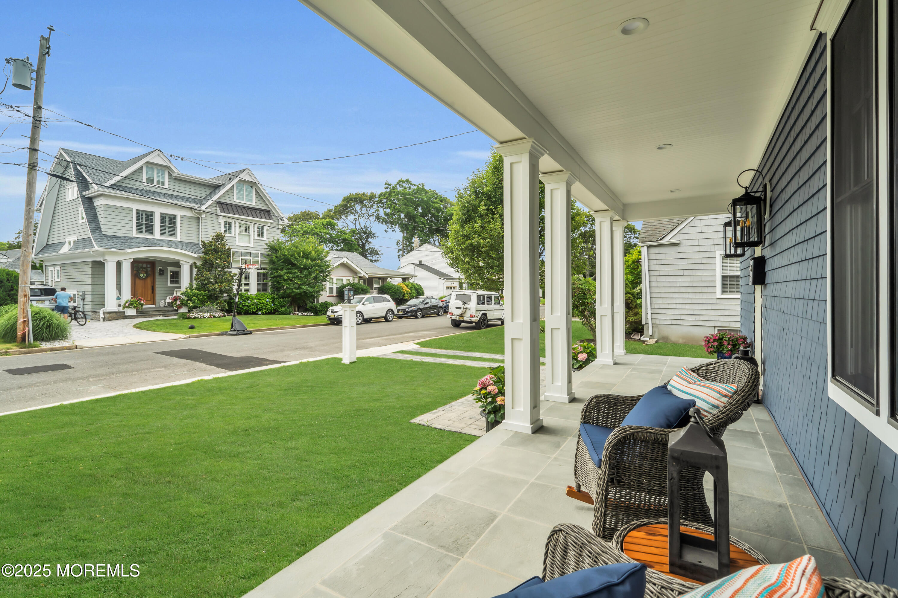 2118 Edgewood Place