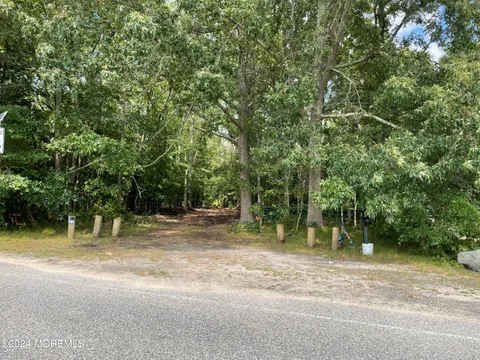 MLS: 22504014