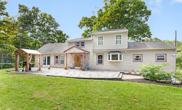 24 SHORE RD, SUSSEX, NJ 07461 - Image dfb373d8baaedc2b6aea92b04f06b959/1360609099