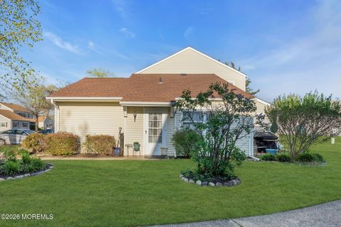 Photo of 15 S Seas Court, Barnegat, NJ 08005 (MLS # 22610784)