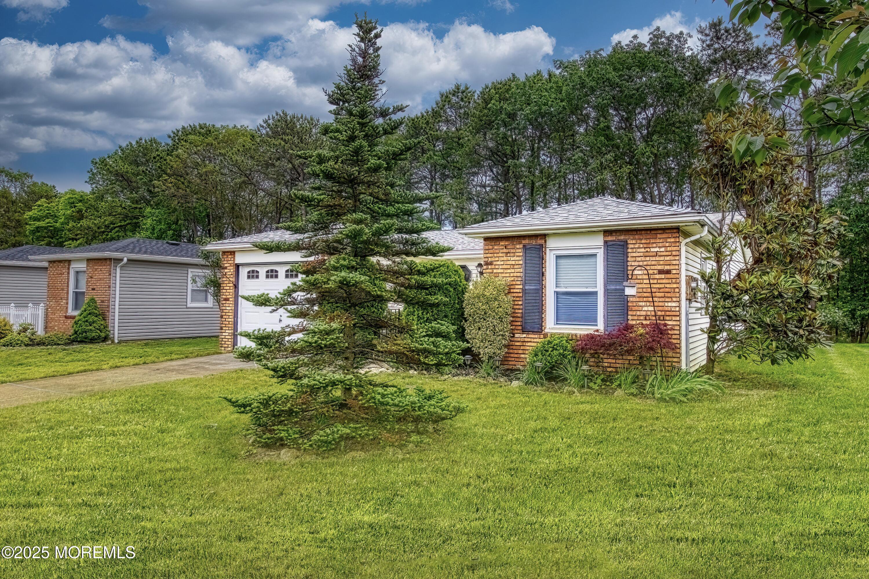 15 Courtshire Drive, Brick, New Jersey image 4