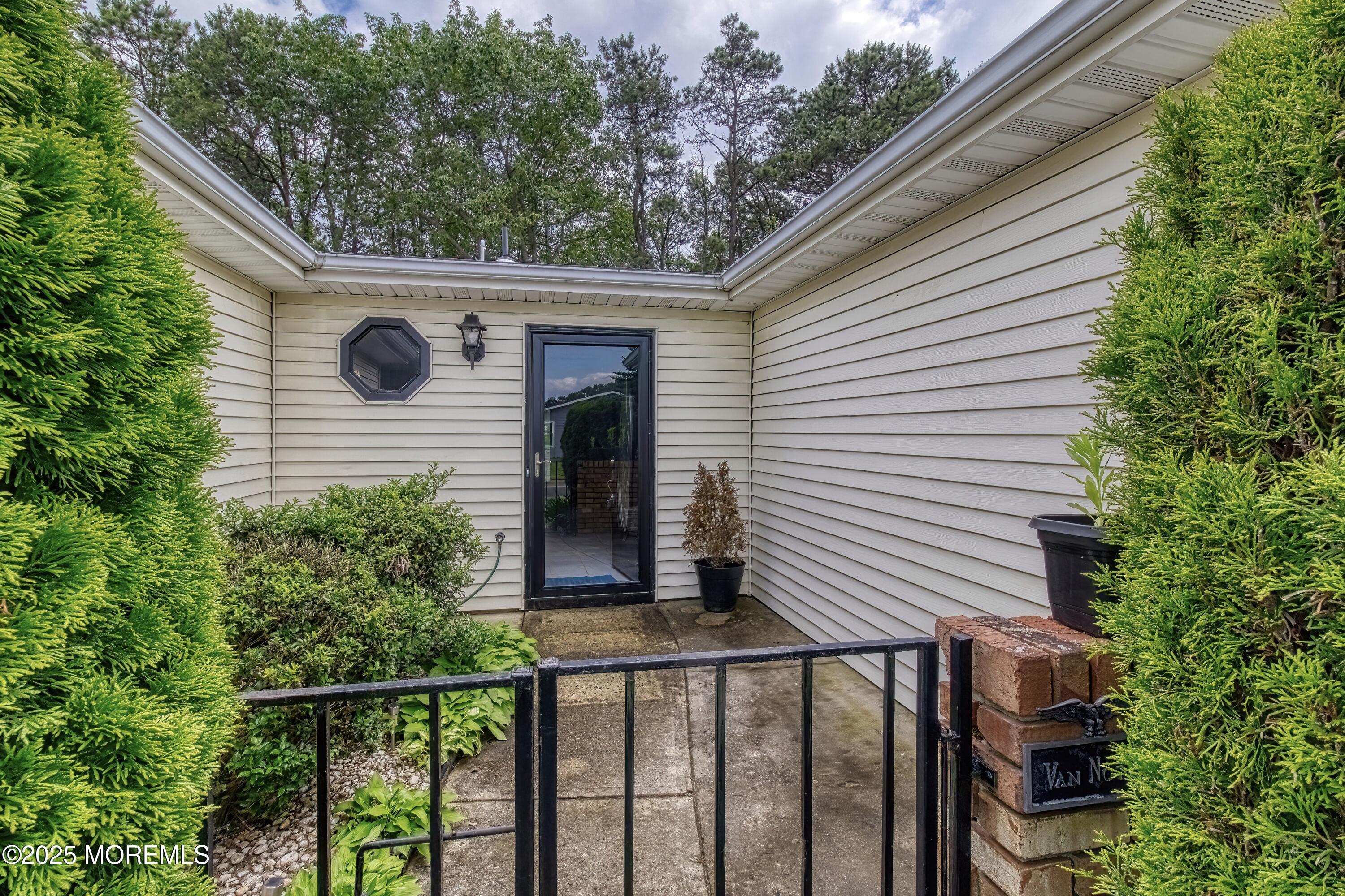 15 Courtshire Drive, Brick, New Jersey image 14