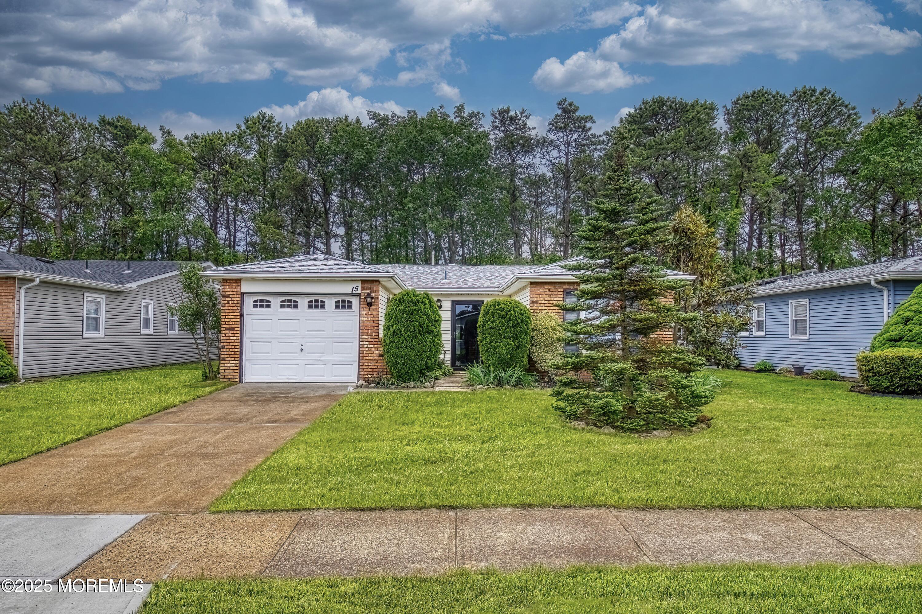 15 Courtshire Drive, Brick, New Jersey image 2