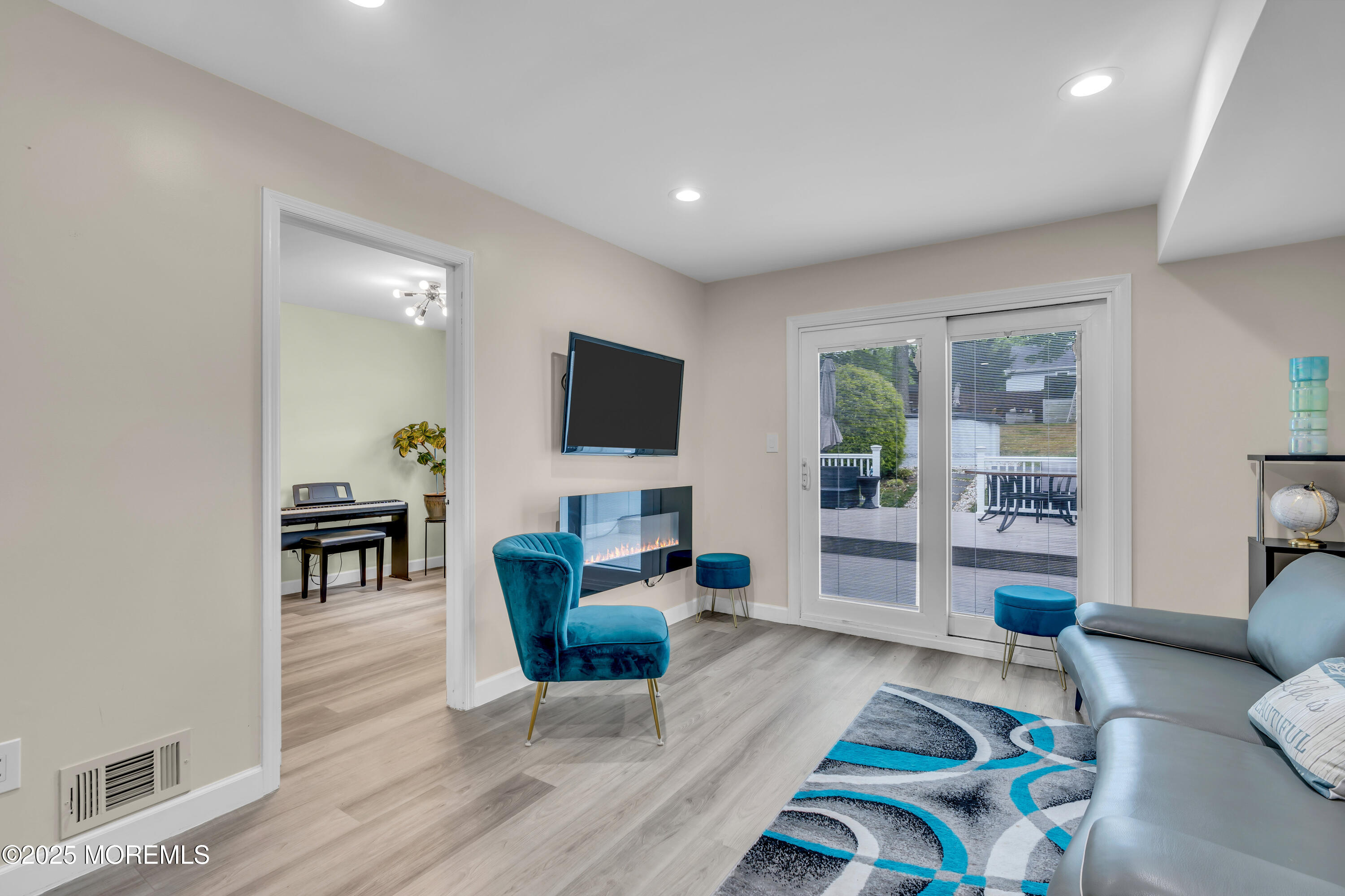 31 Dortmunder Drive, Manalapan, New Jersey image 23