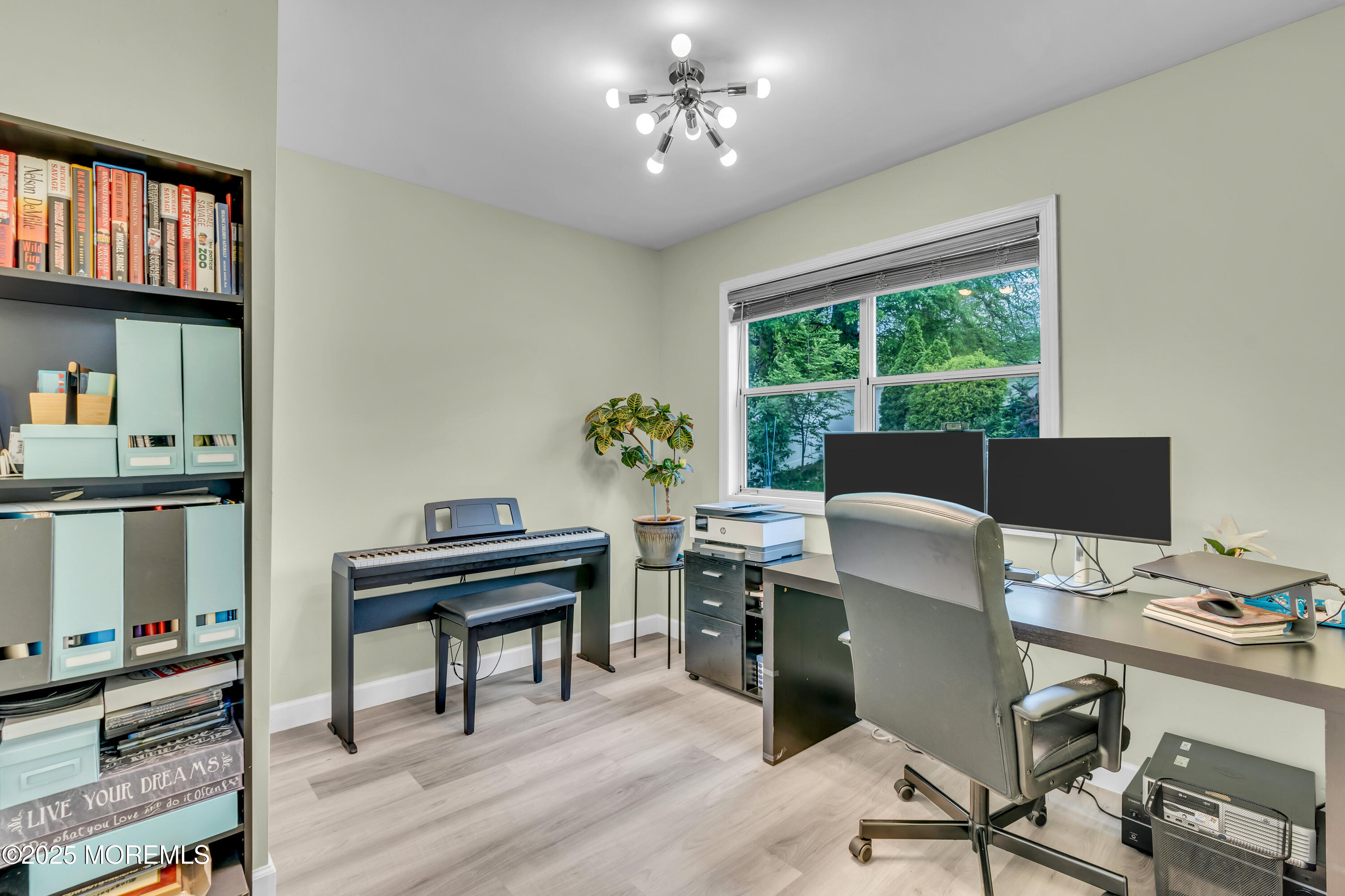 31 Dortmunder Drive, Manalapan, New Jersey image 25