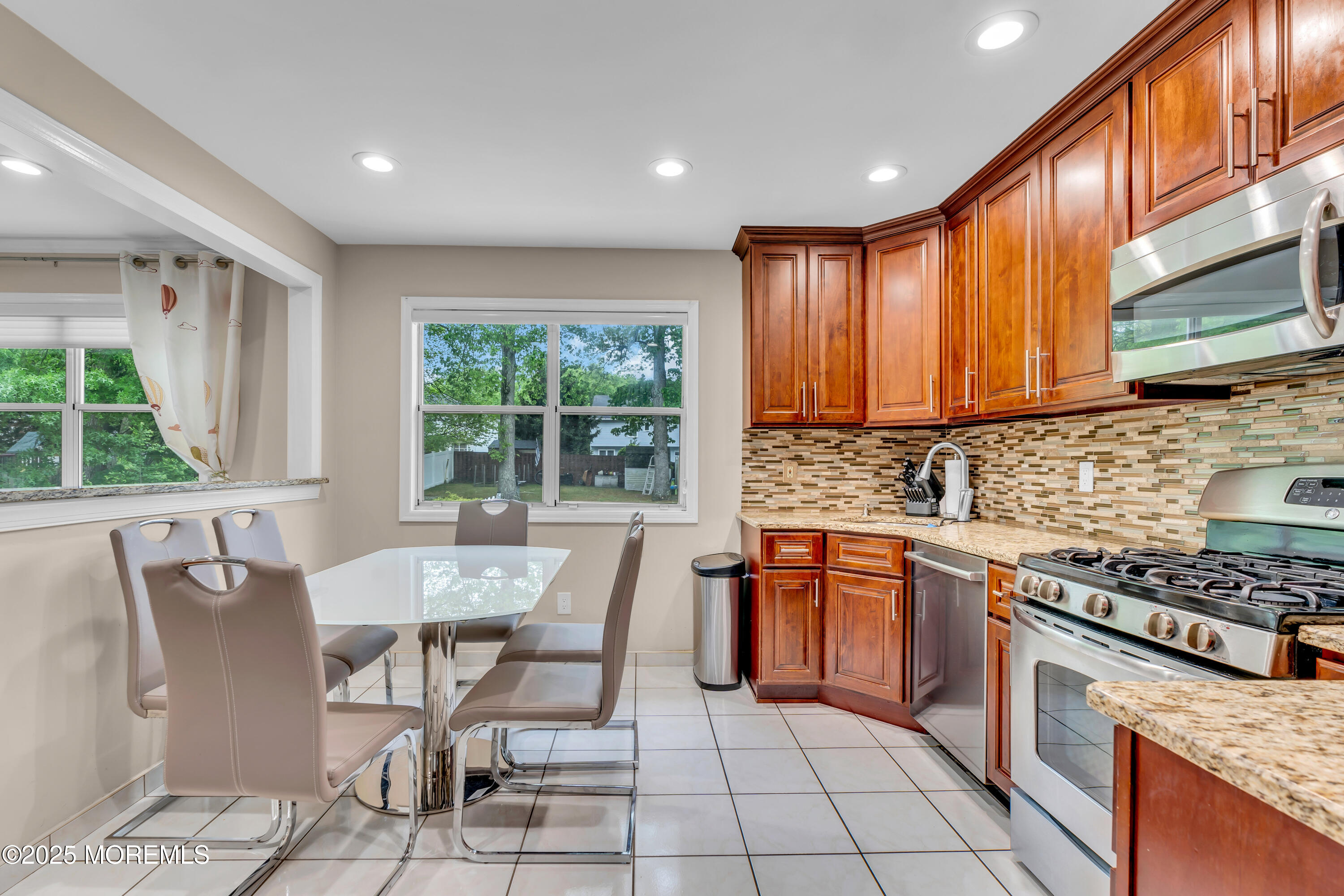 31 Dortmunder Drive, Manalapan, New Jersey image 10