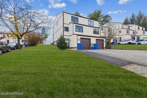 54 Ellen Heath Drive 54 Matawan NJ 07747
