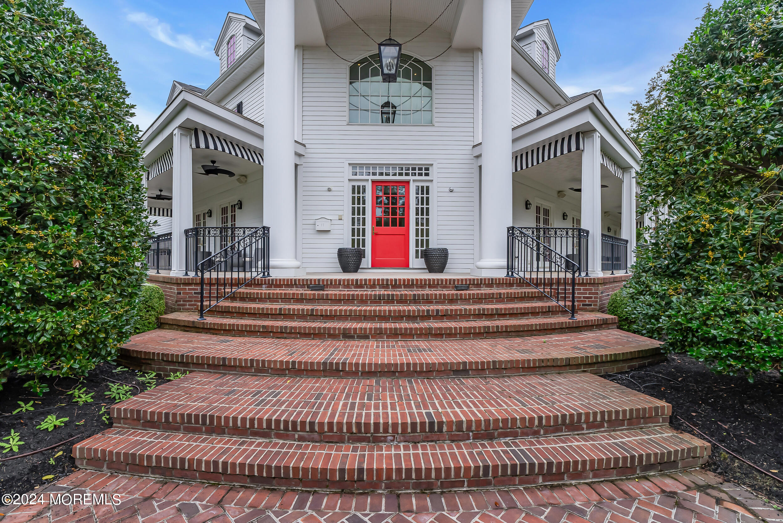 17 Queen Ann Drive