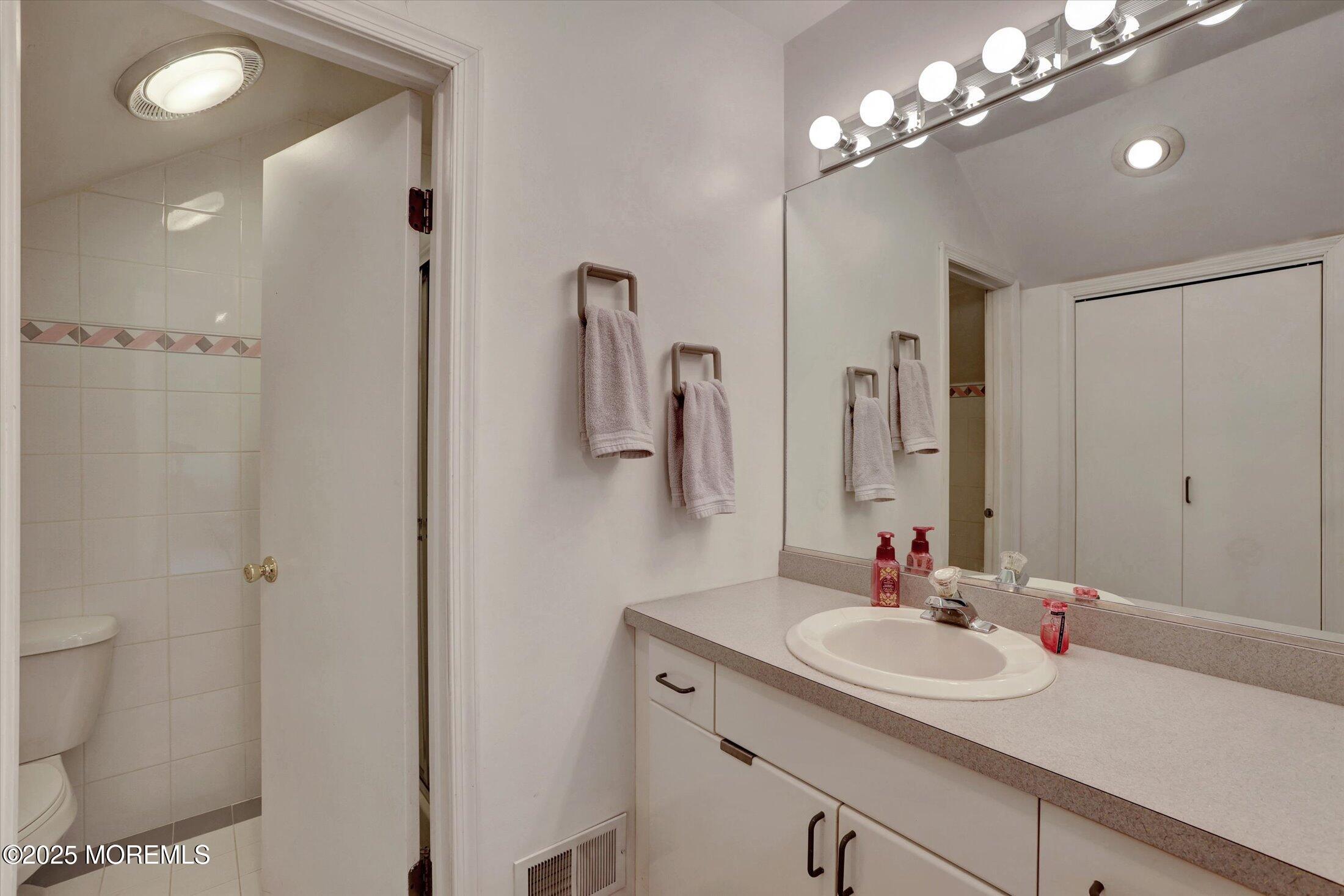 17 Stacy Drive, Cream Ridge, New Jersey image 30