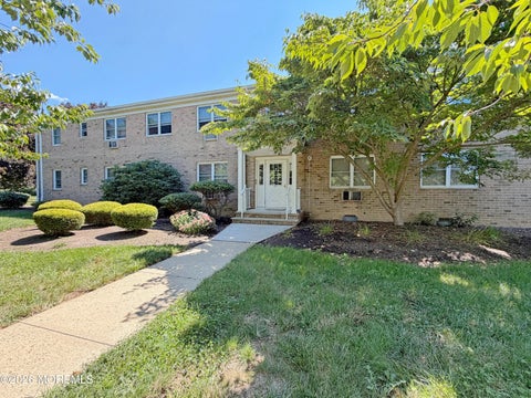 Condo For Sale - 75 Stonehurst Boulevard #F<br/> Freehold, NJ 07728