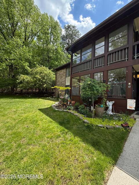 Homes For Rent - 105 Amberly Drive #D<br/> Manalapan, NJ 07726