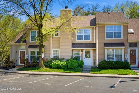 Condo For Sale - 26 Alameda Court<br/> Eatontown, NJ 07724