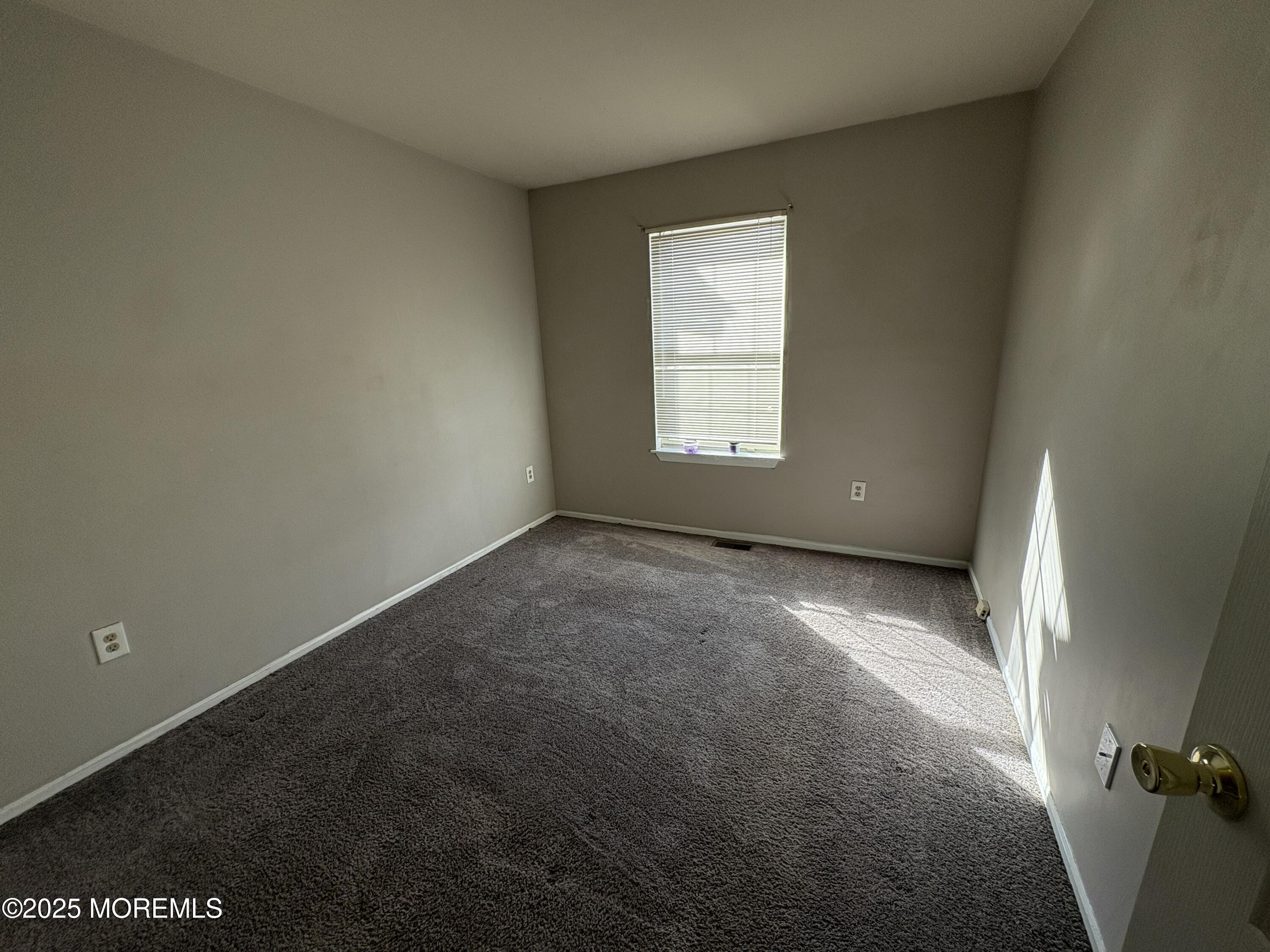 45 Liverpool Court #9, Freehold, New Jersey image 7
