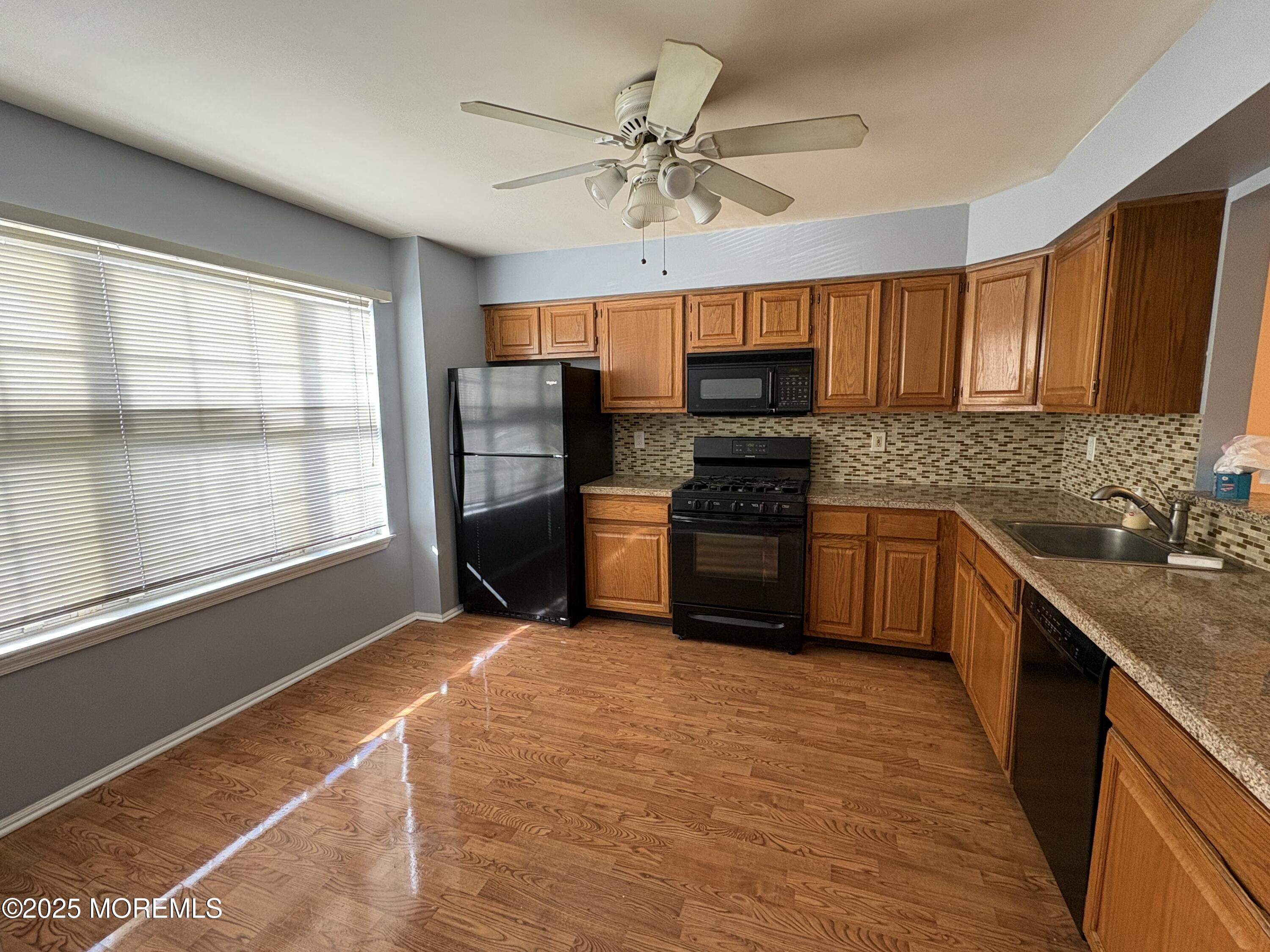 45 Liverpool Court #9, Freehold, New Jersey image 2