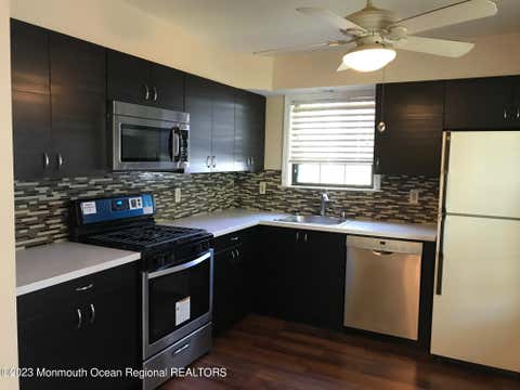Townhouse For Rent - 5 Claridge Court #1<br/> Monmouth County, Freehold, NJ 07728