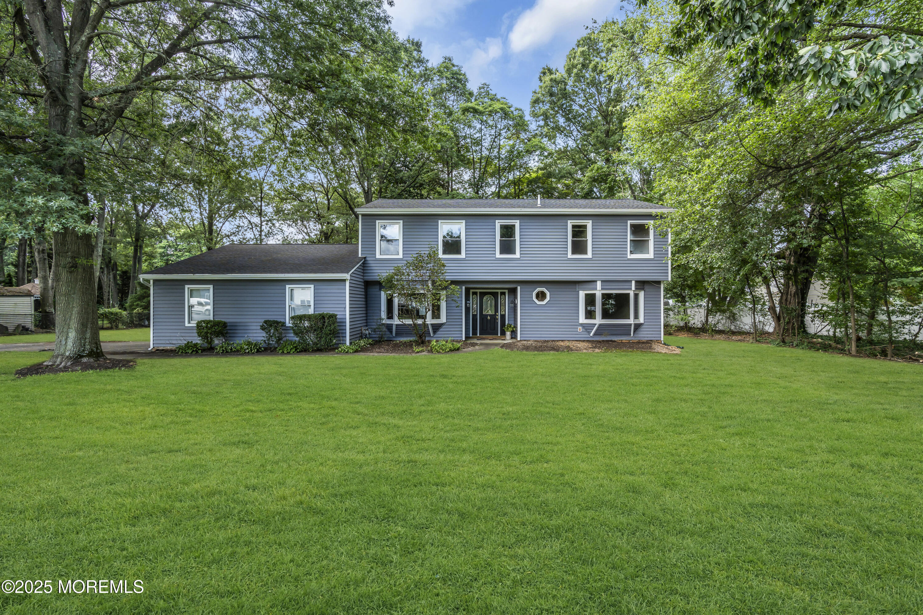11 Phillips Mills Drive