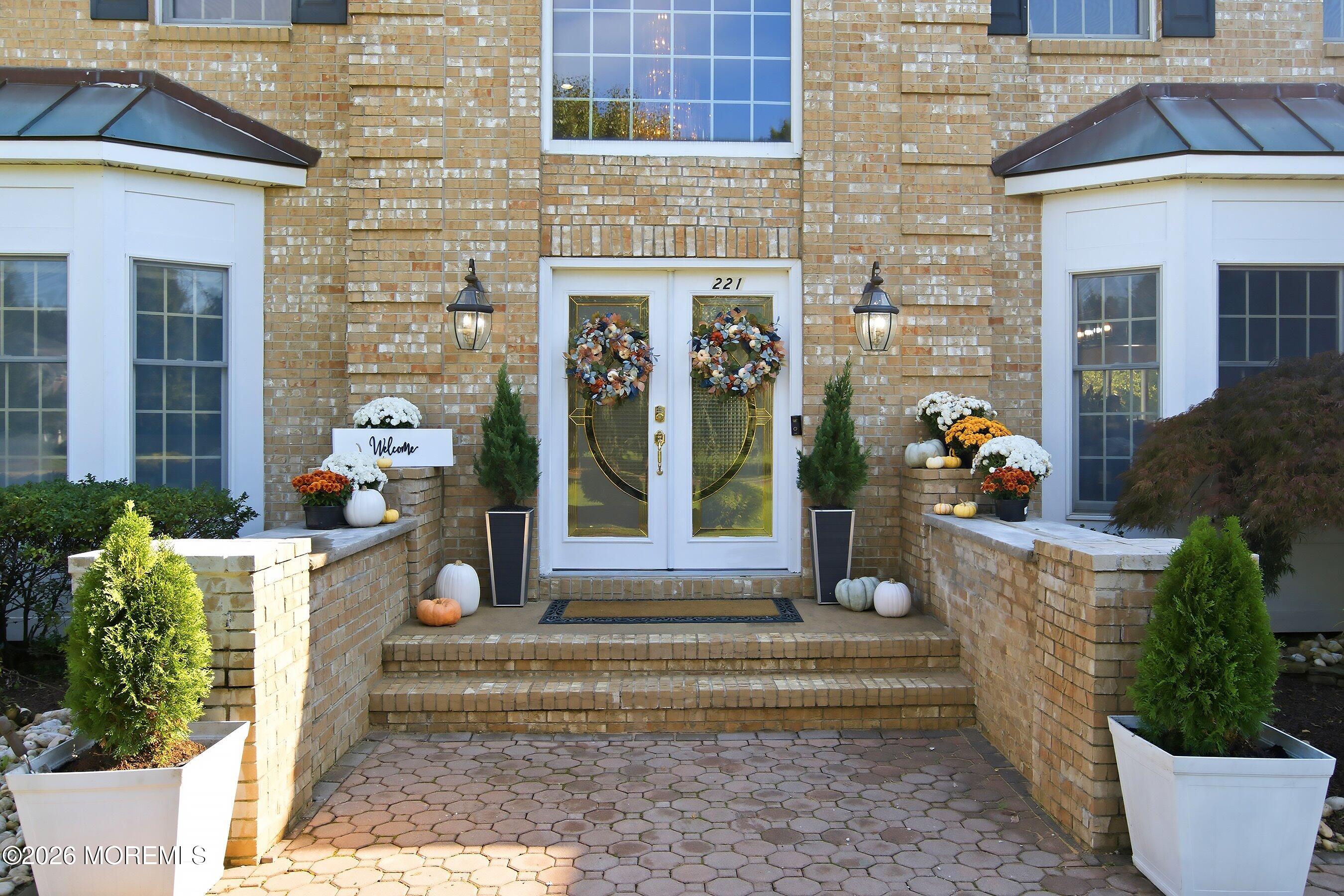 221 Verdant Court