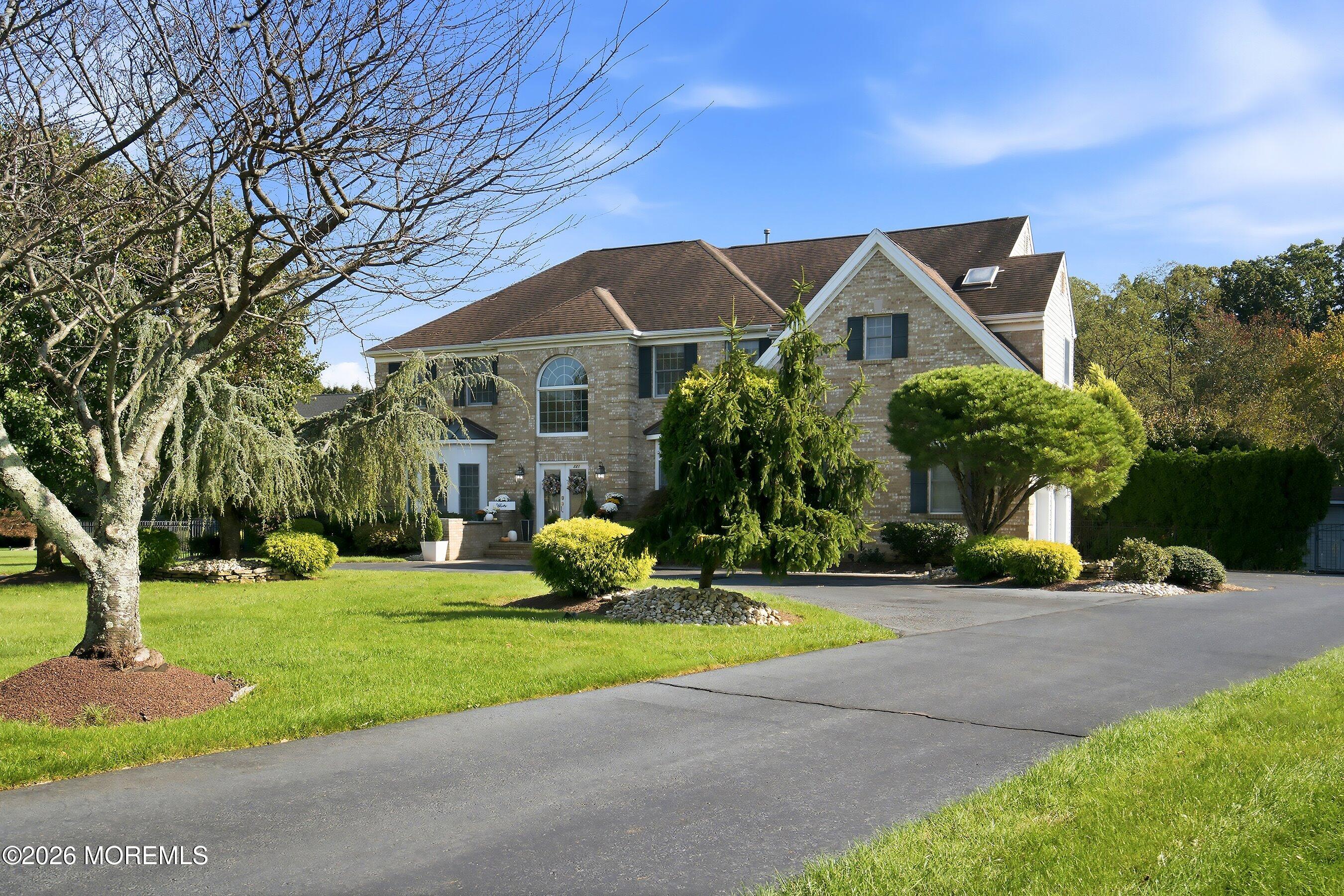 221 Verdant Court