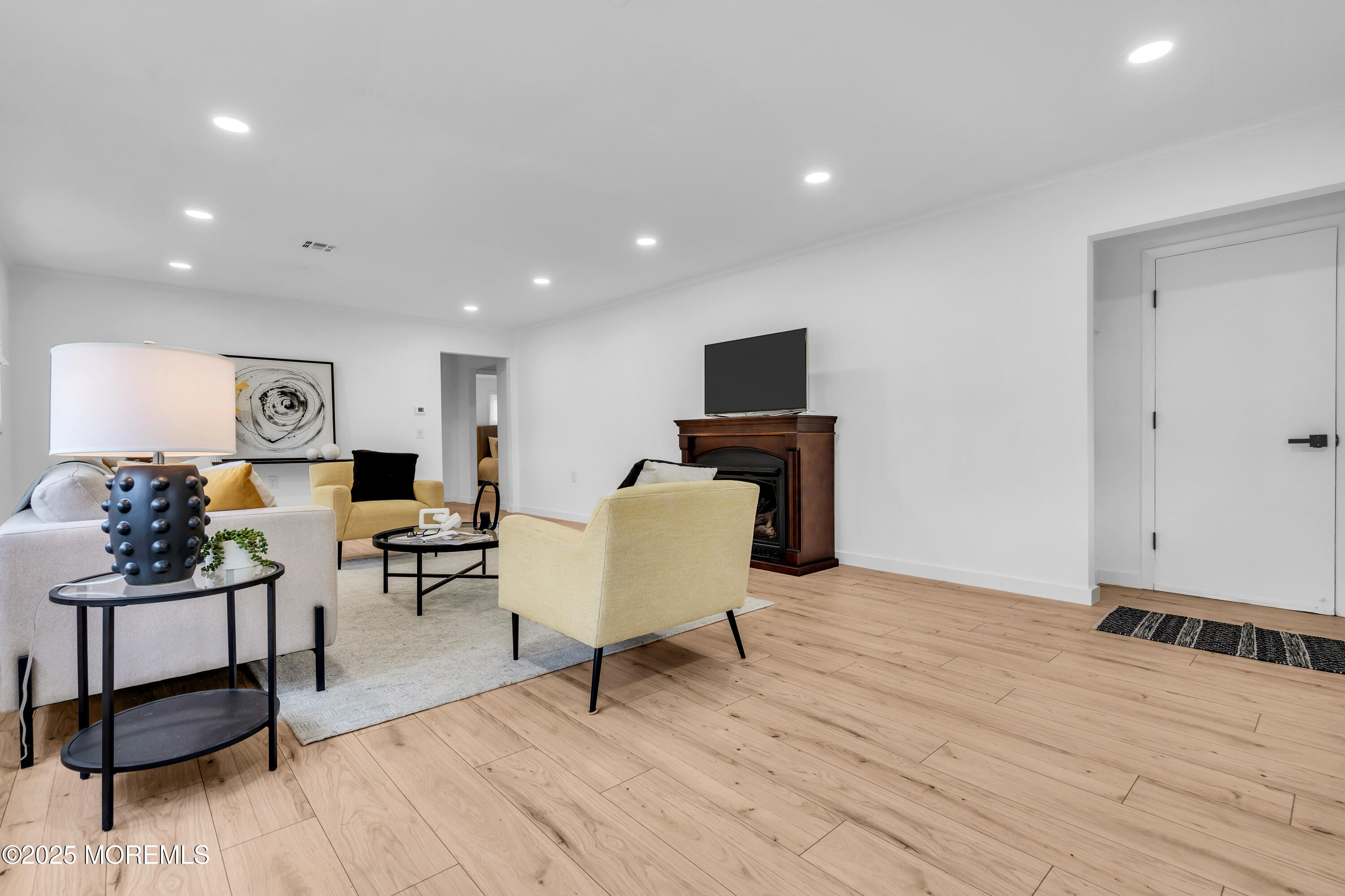 8 Rio Court, Toms River, New Jersey image 16