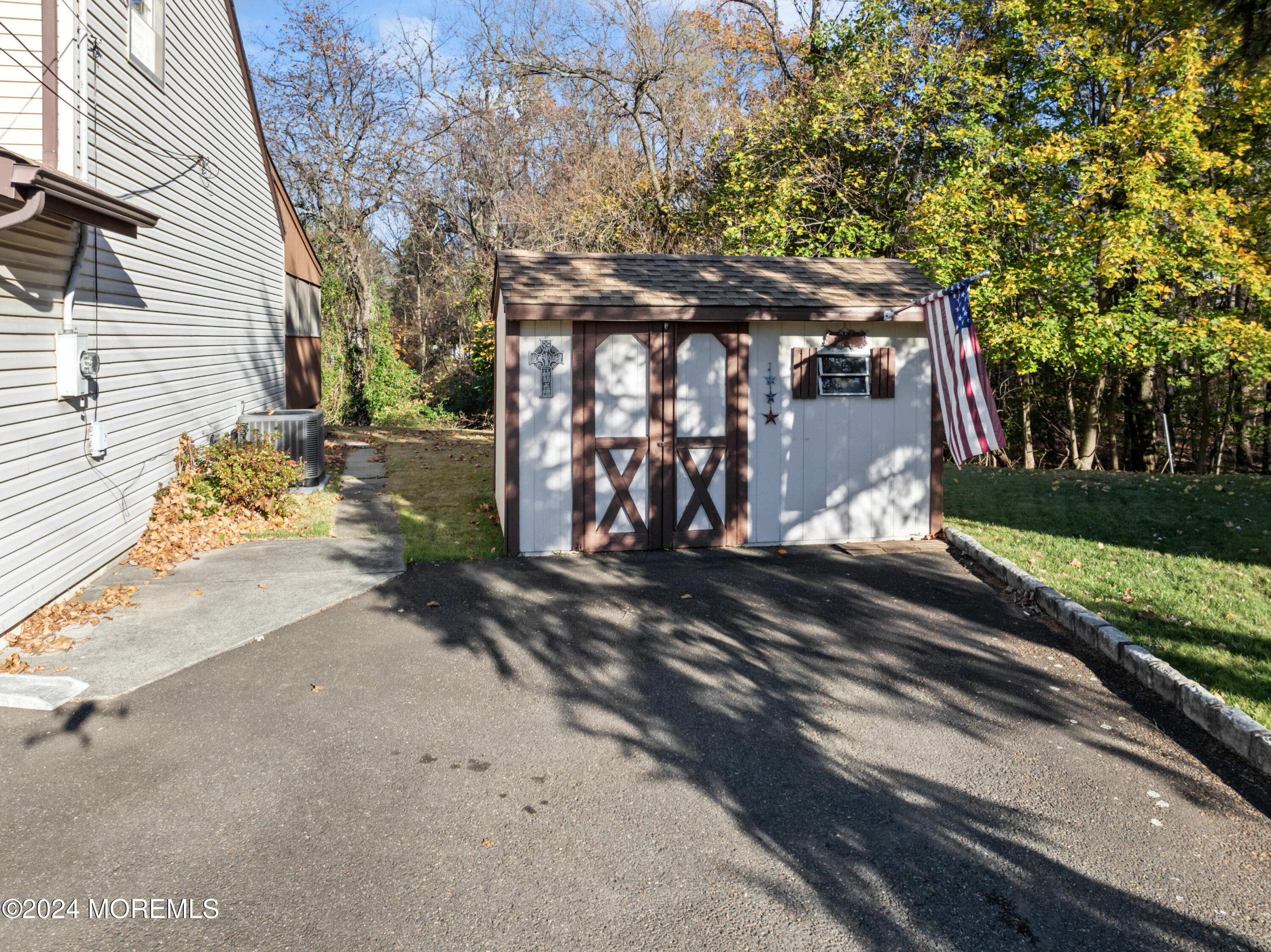 6 Thomas Court, Old Bridge, New Jersey image 3