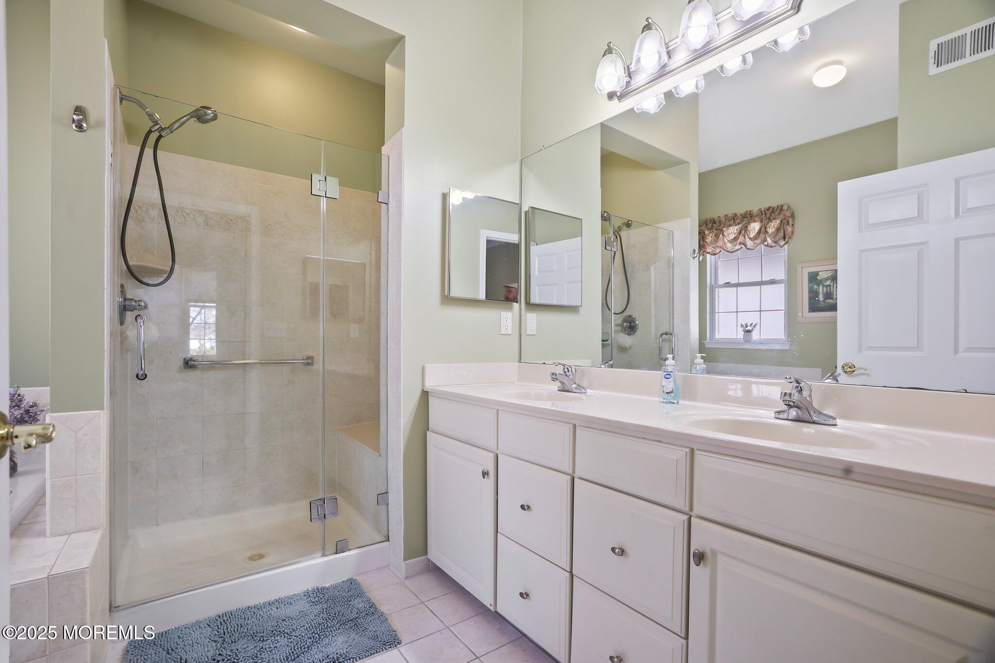 28 Inverness Lane, Jackson, New Jersey image 16
