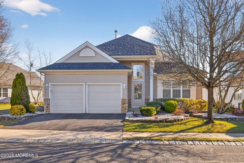 Photo of 11 Drayton Road, Manchester, NJ 08759 (MLS # 22600093)