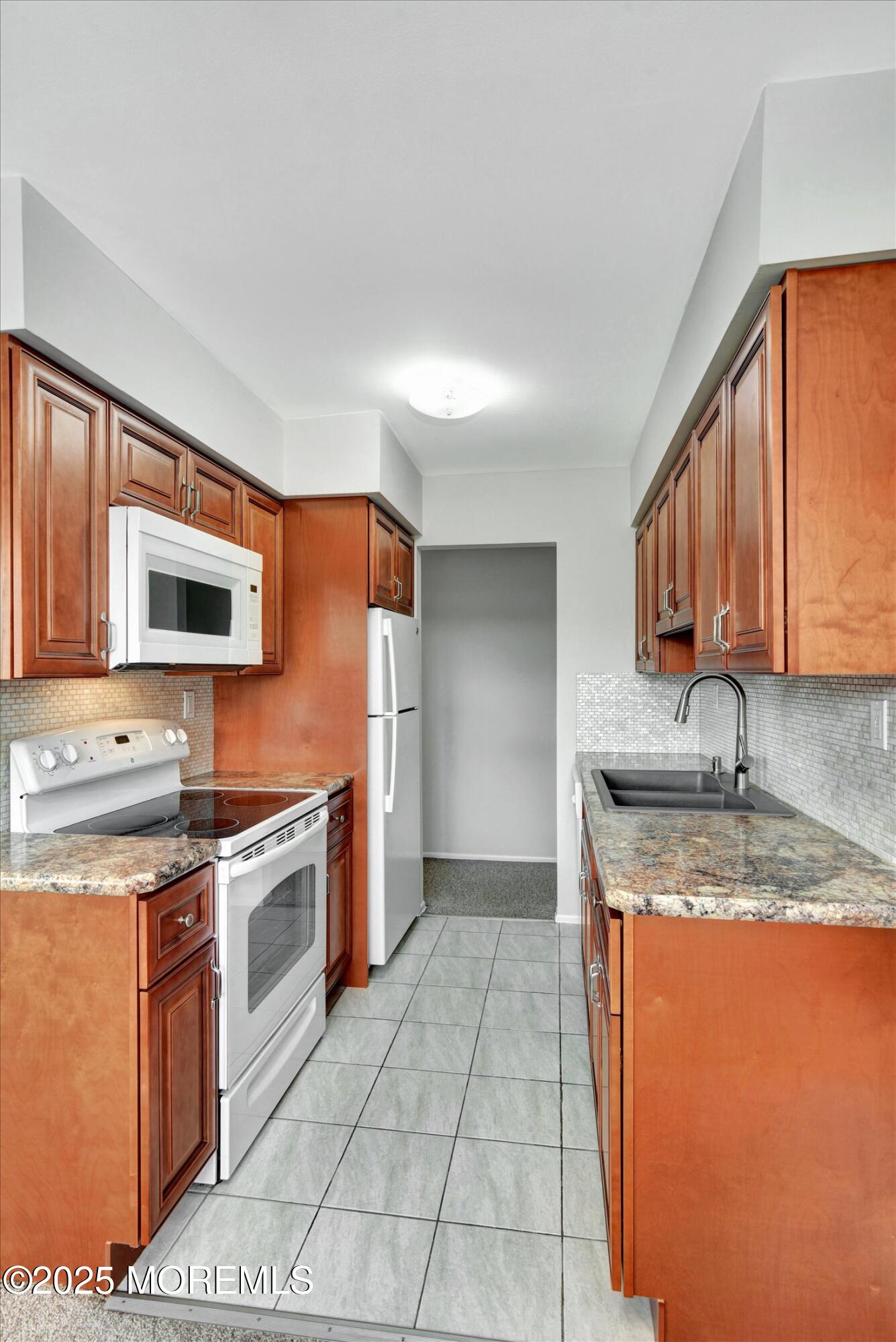 43 Manchester Court #F, Freehold, New Jersey image 9