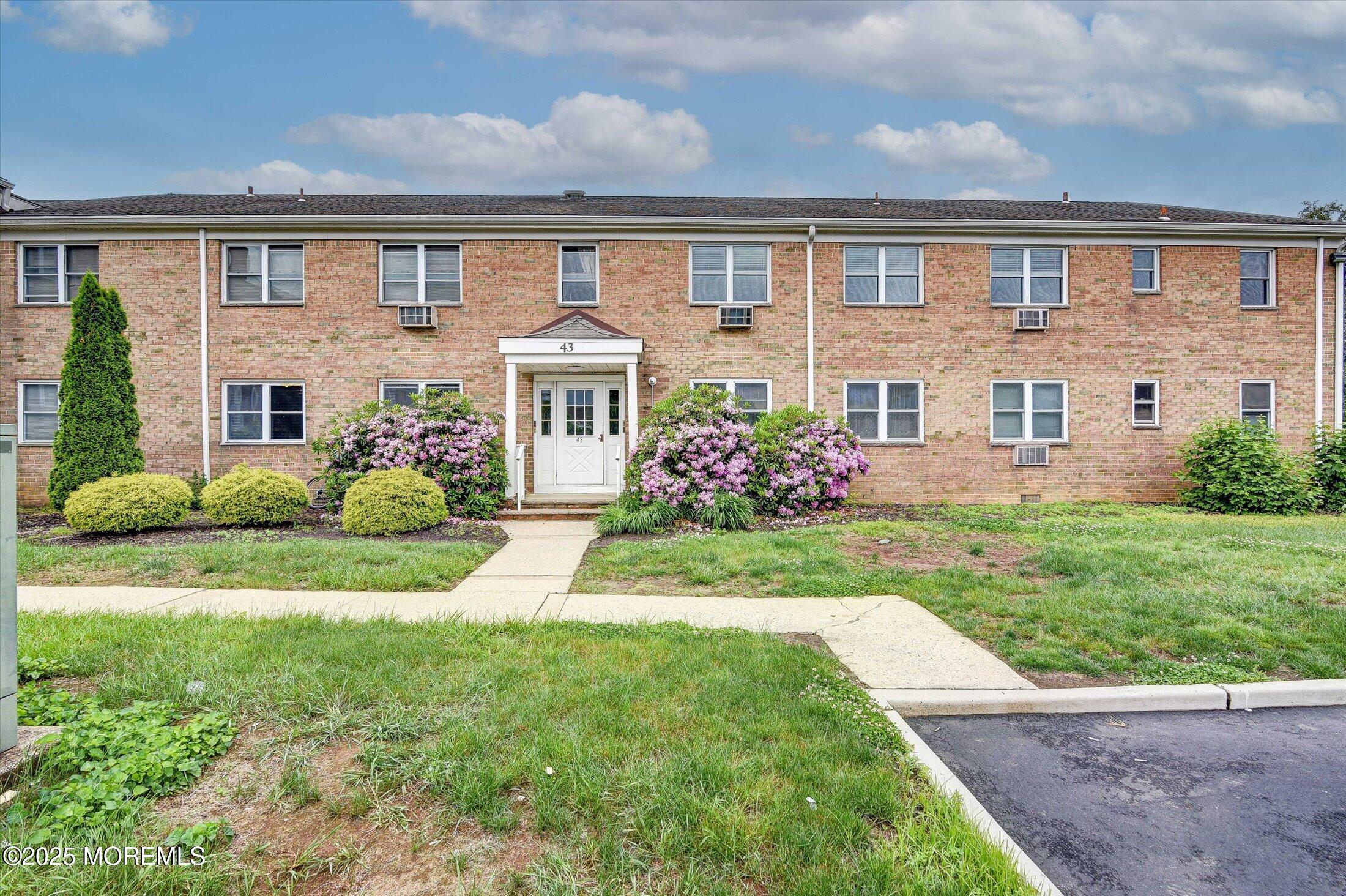 43 Manchester Court #F, Freehold, New Jersey image 18