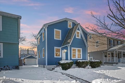 Homes For Sale - 20 Elston Street<br/> Bloomfield, NJ 07003