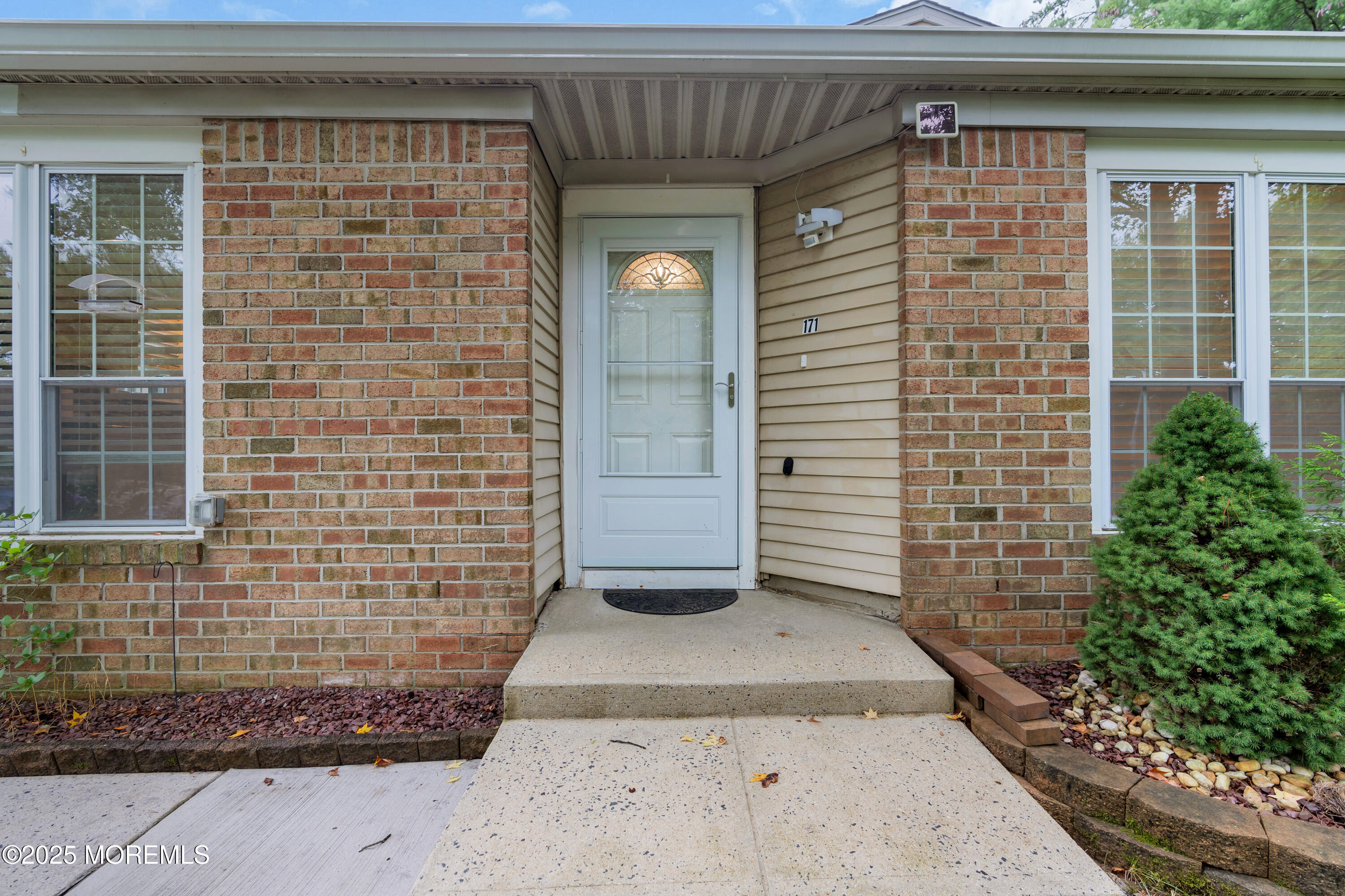 171 Bristol Court