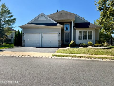 Photo of 71 Eleanor Road, Manchester, NJ 08759 (MLS # 22531444)