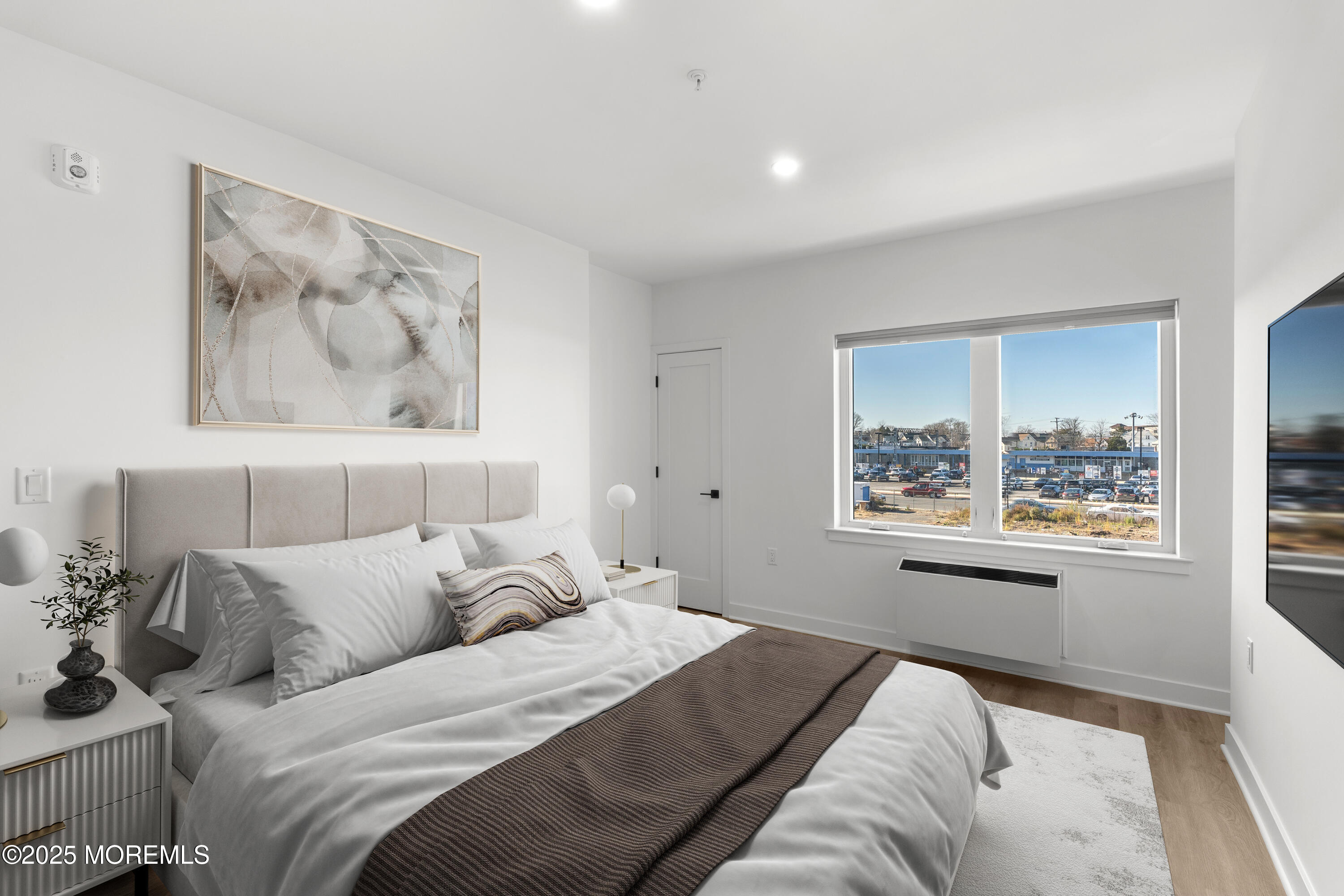 180 Morris Avenue 401