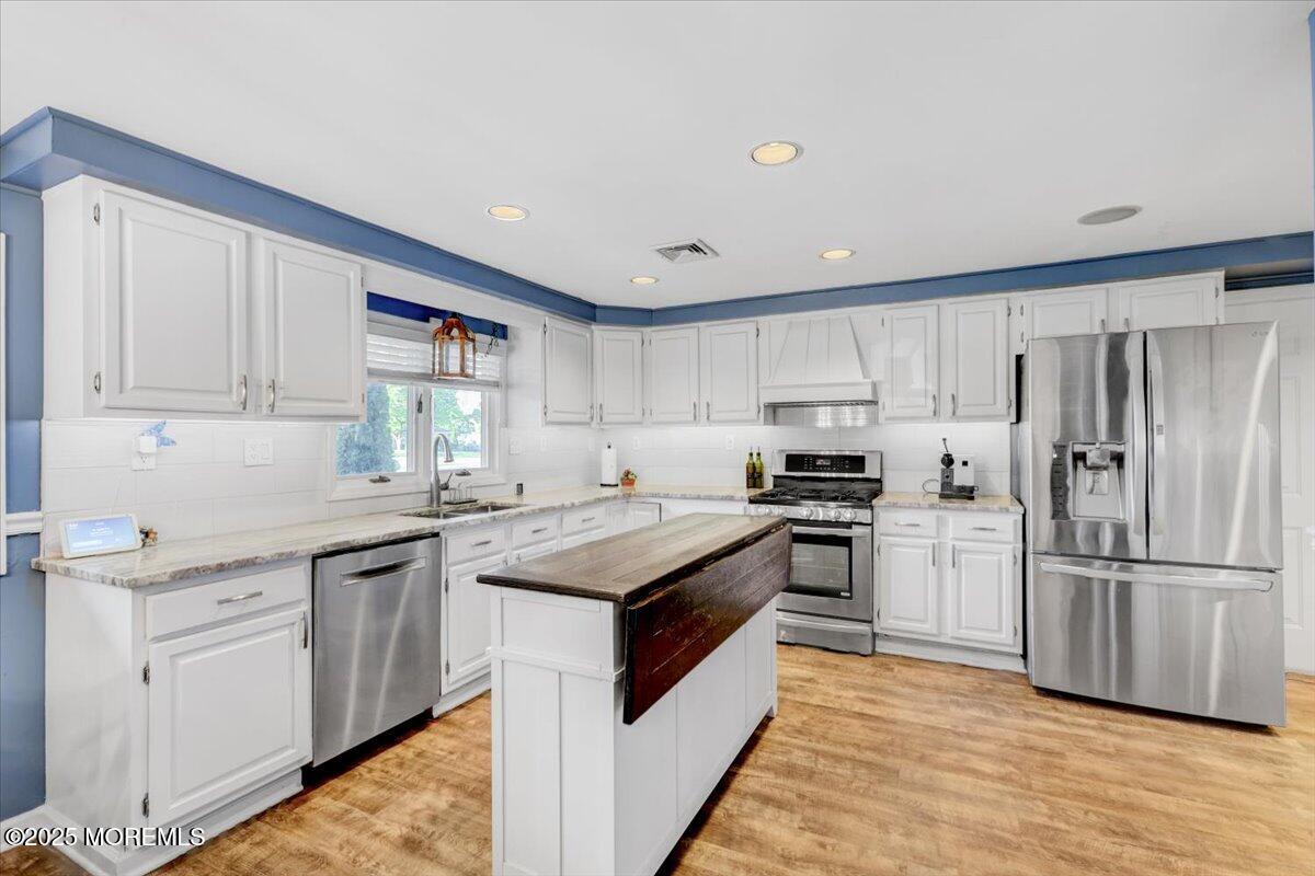 55 Yorktowne Drive, Manalapan, New Jersey image 6