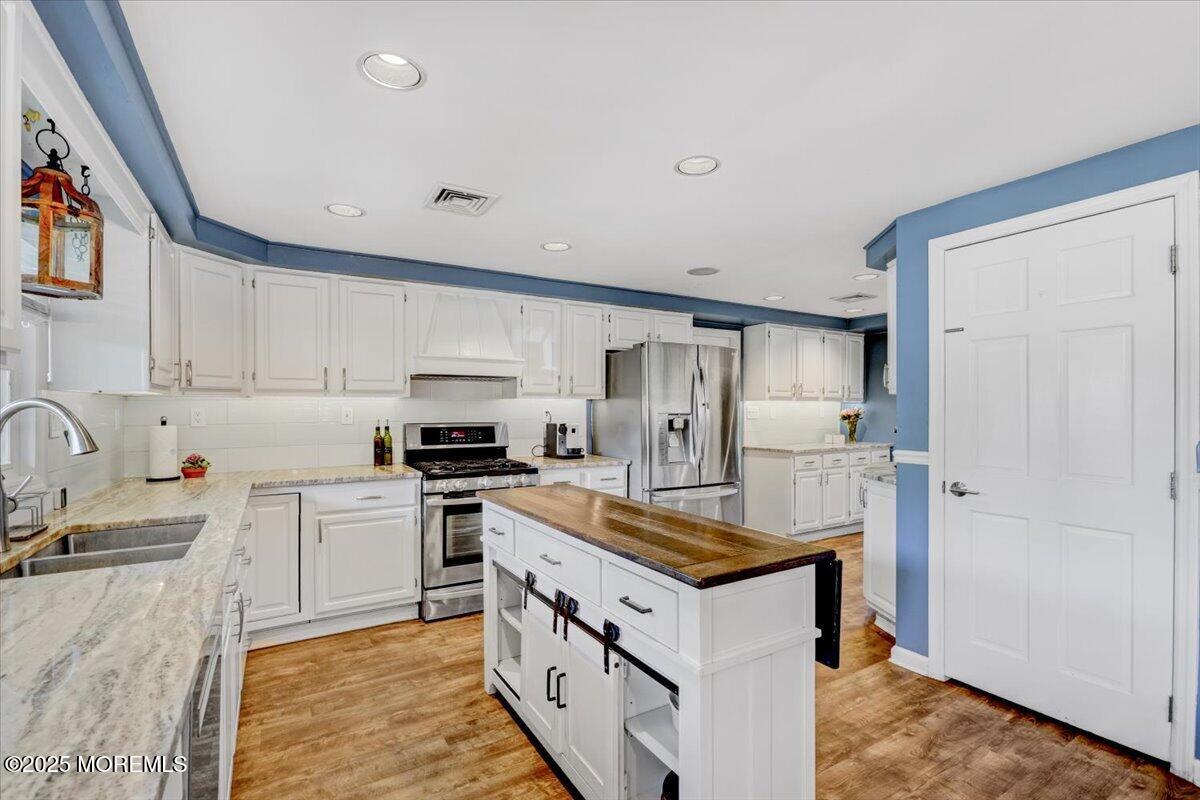 55 Yorktowne Drive, Manalapan, New Jersey image 8