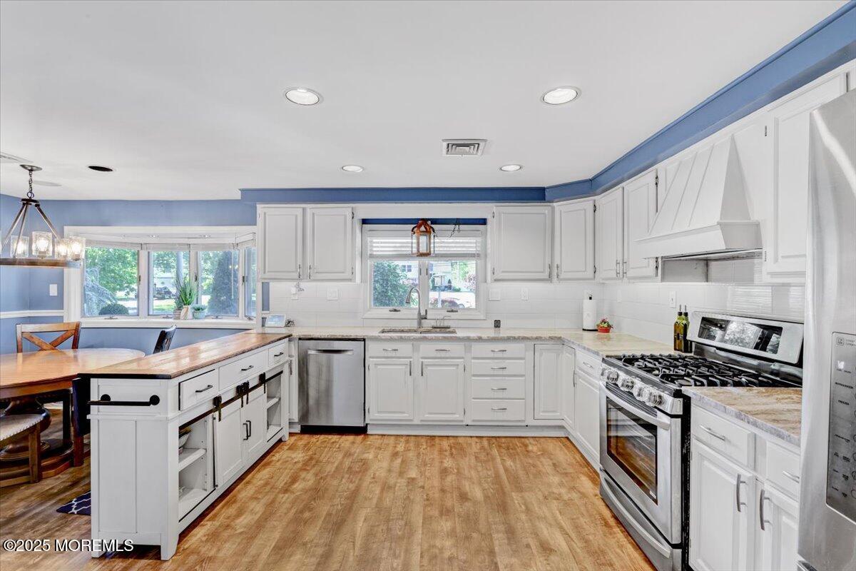 55 Yorktowne Drive, Manalapan, New Jersey image 10