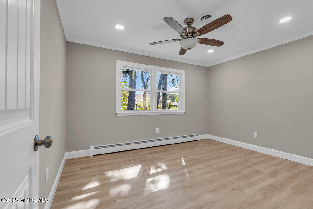 33 Brookfield Court, Toms River, New Jersey image 9