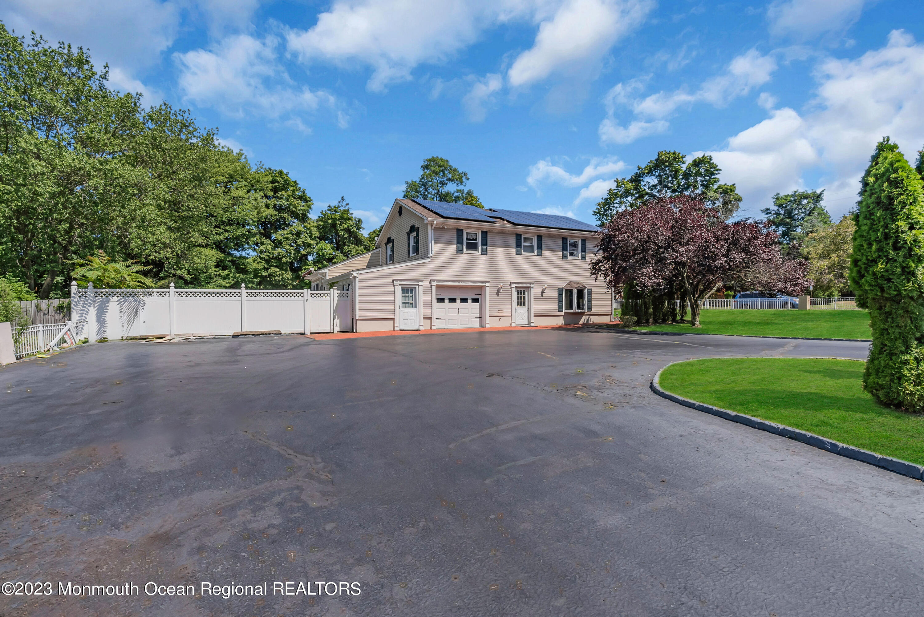 471 W Park Avenue, Oakhurst, New Jersey image 30