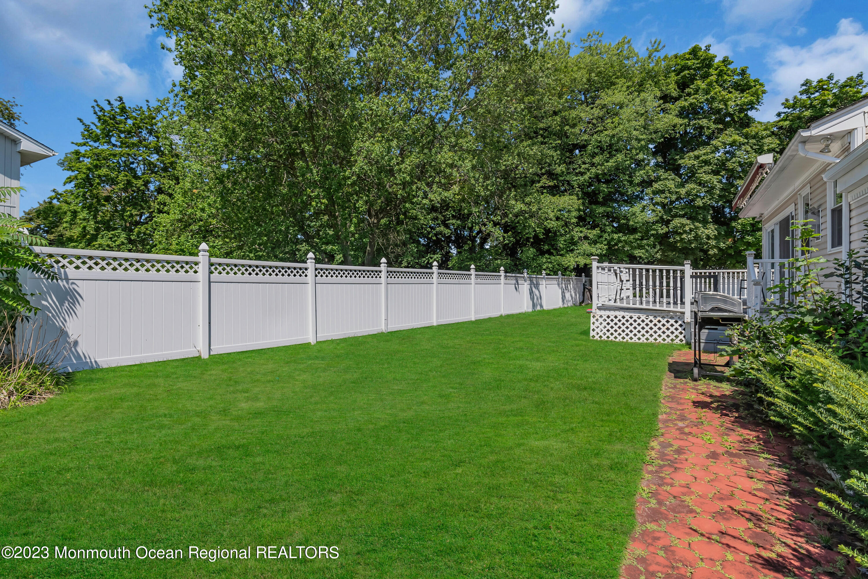 471 W Park Avenue, Oakhurst, New Jersey image 34