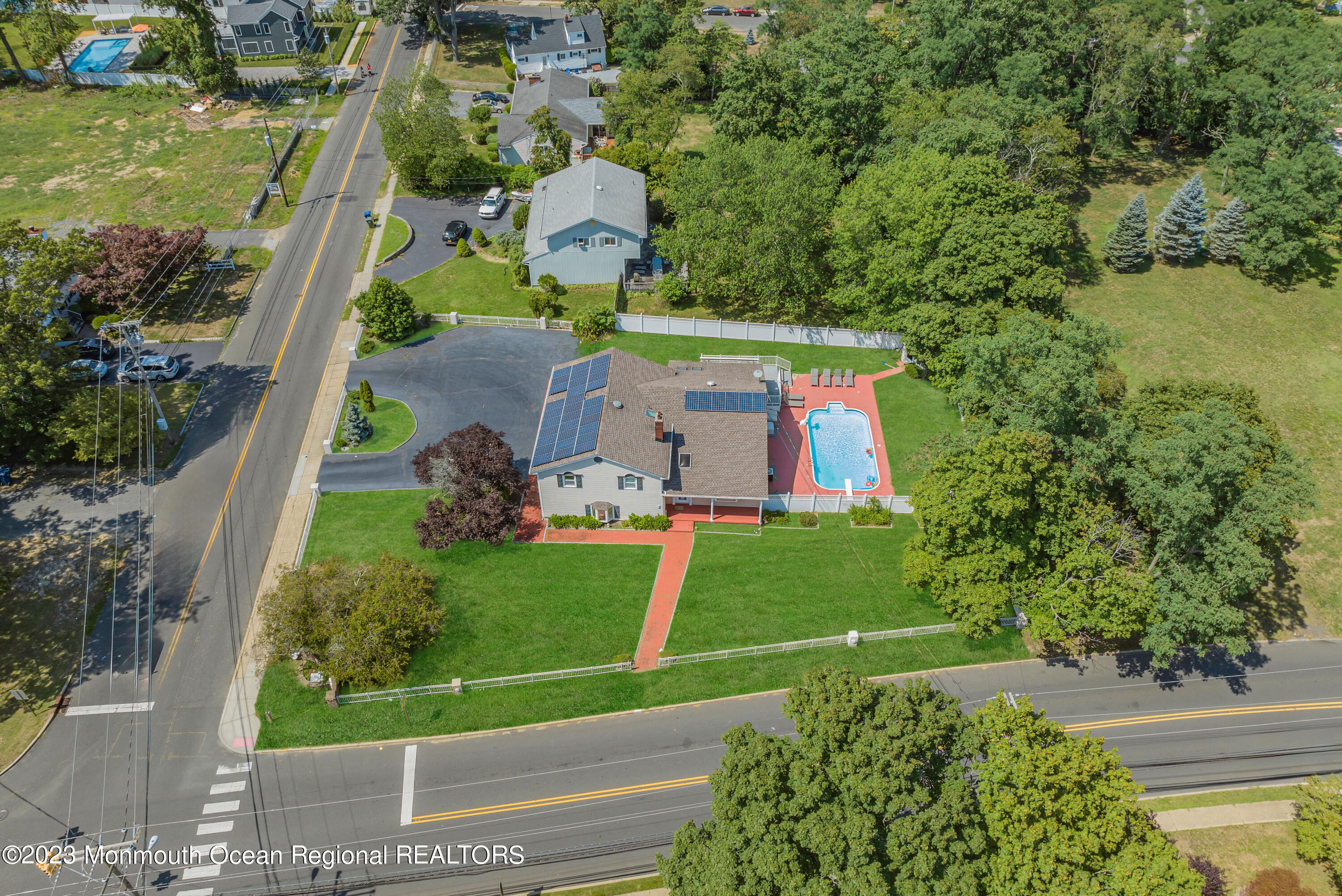 471 W Park Avenue, Oakhurst, New Jersey image 35