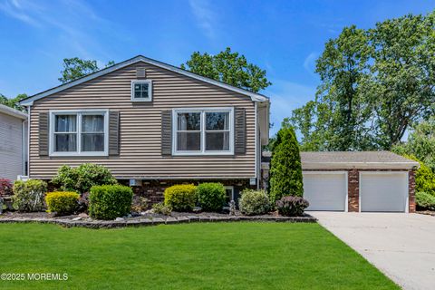 12 Silversmith Court Howell NJ 07731
