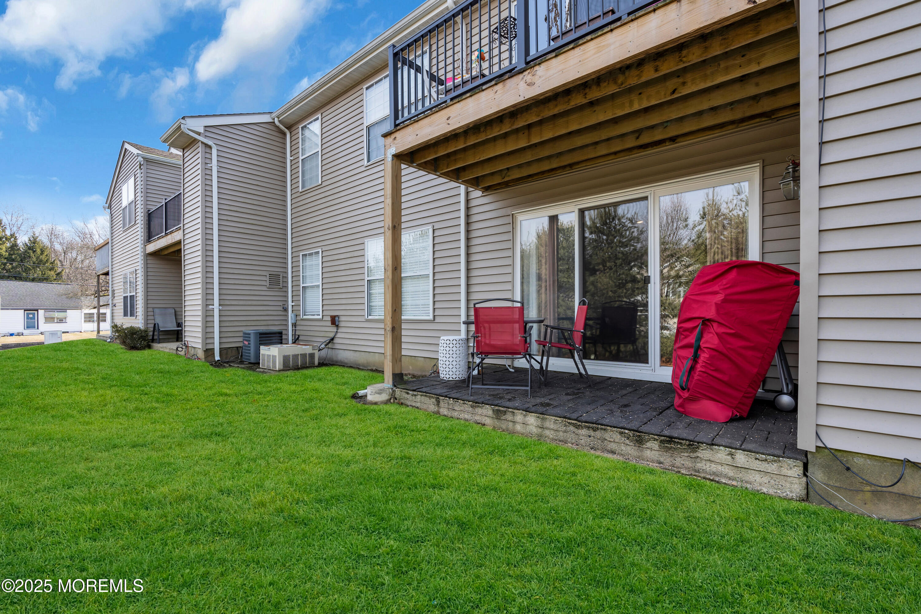 83 Nicole Court, Old Bridge, New Jersey image 12