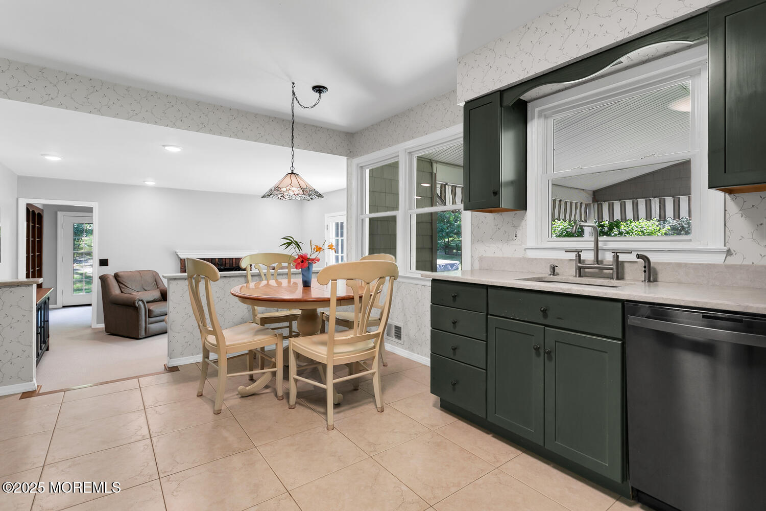 11 Woodmere Drive