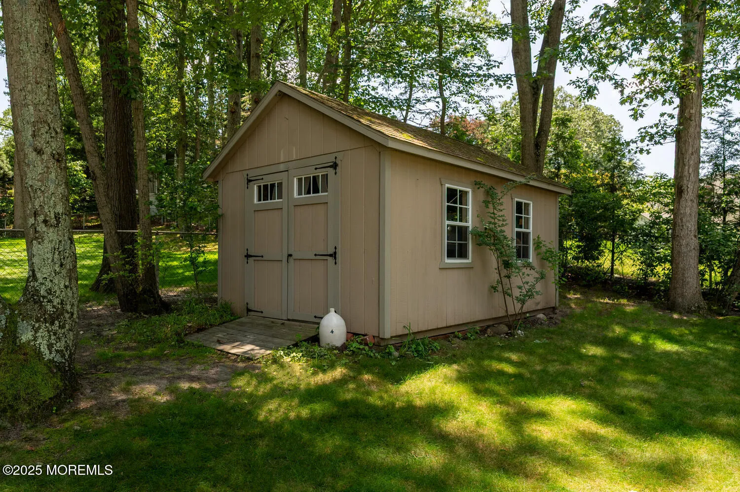 Eatontown, New Jersey 07724, United States, 4 Bedrooms Bedrooms, ,3 BathroomsBathrooms,Residential,Active,160203