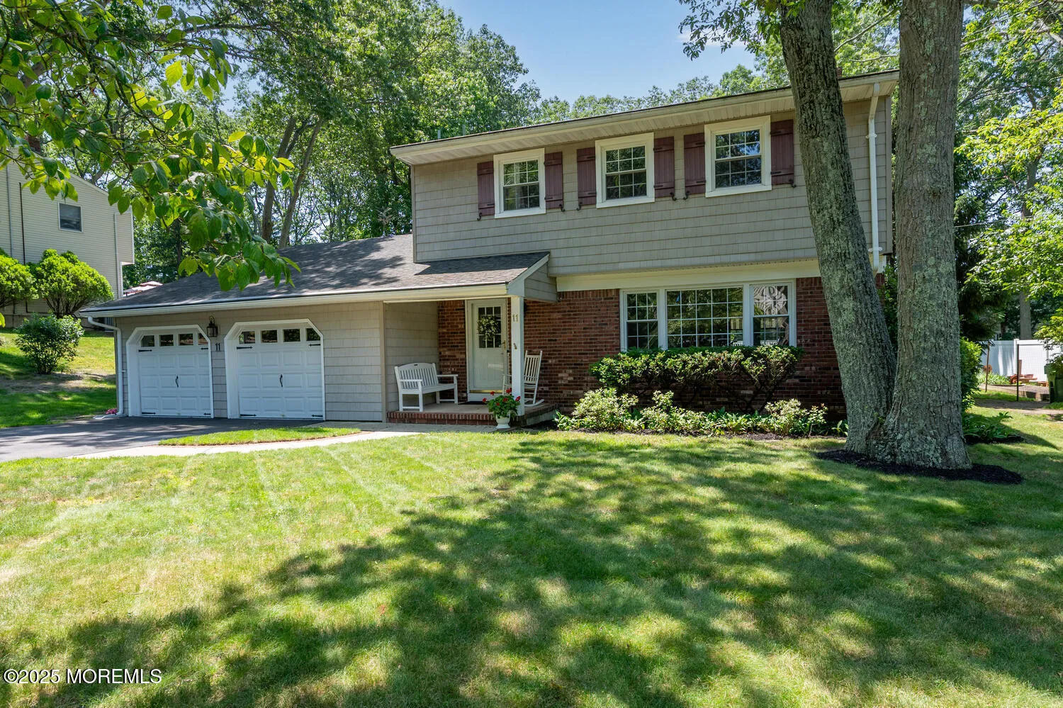 Eatontown, New Jersey 07724, United States, 4 Bedrooms Bedrooms, ,3 BathroomsBathrooms,Residential,Active,160203