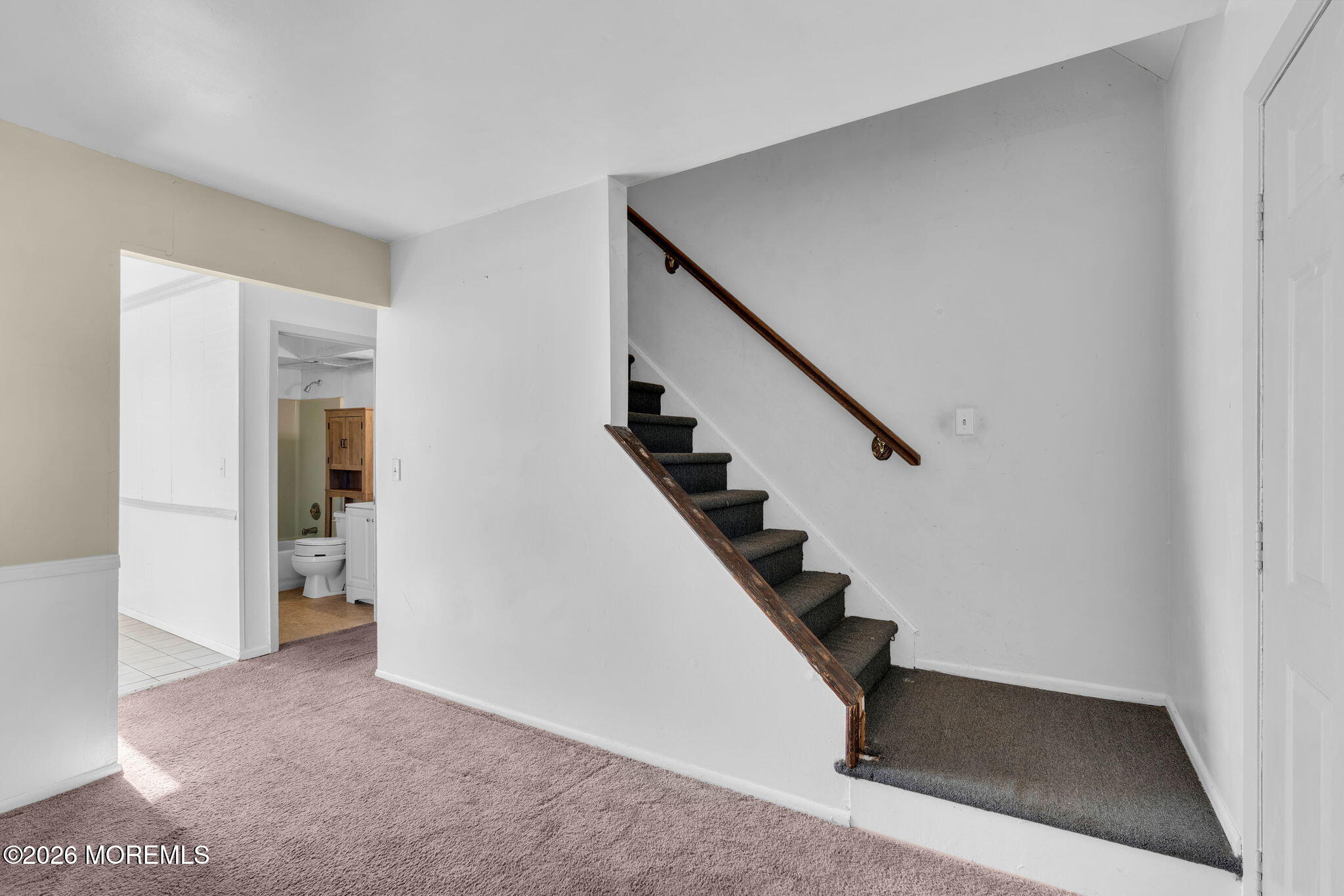 638 Demont Street