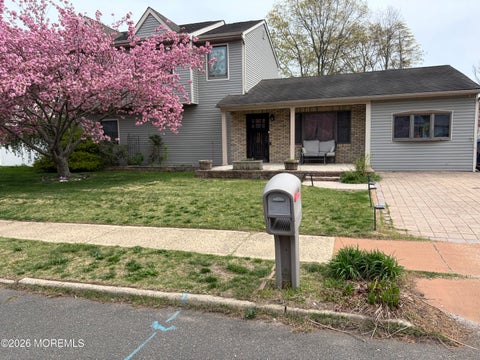 Homes For Sale - 331 Alden Street<br/> Brick, NJ 08724