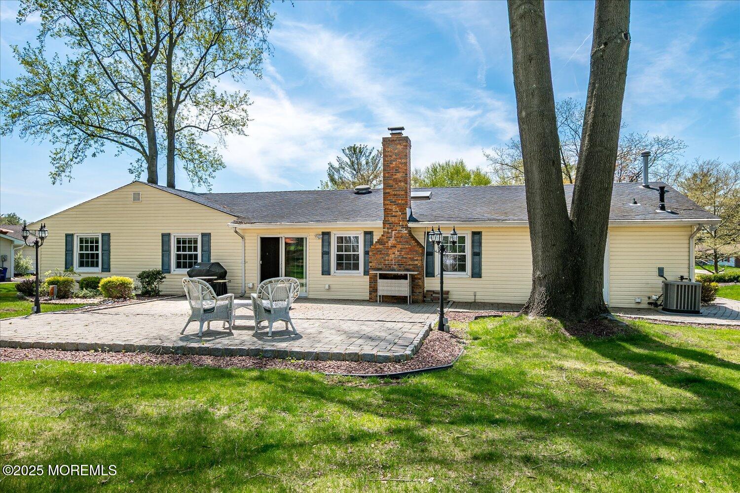 14 Clinton Drive, Manalapan, New Jersey image 38