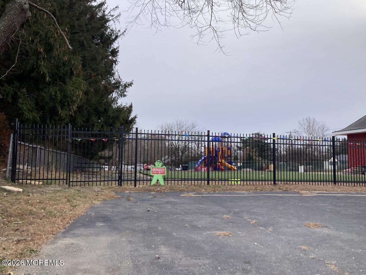 640 Green Grove Road