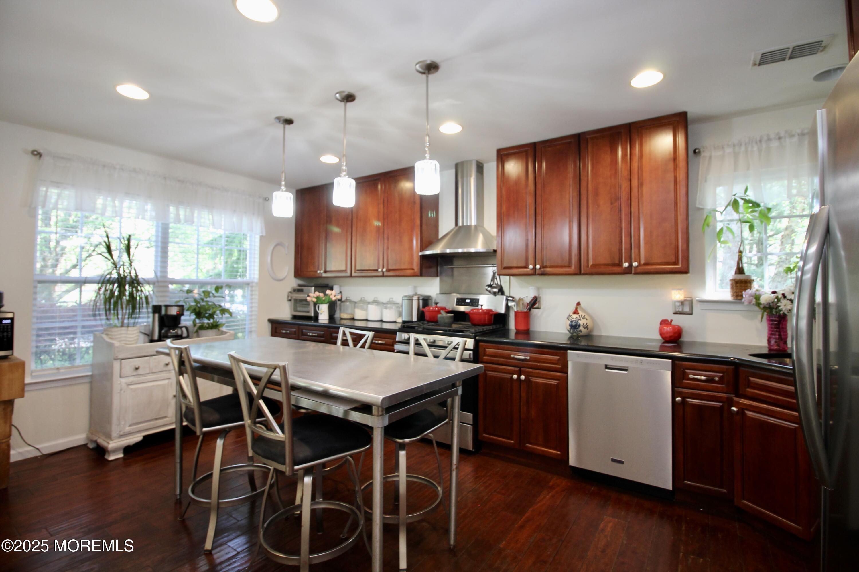 2 Winding River Road, Lakewood, New Jersey image 8