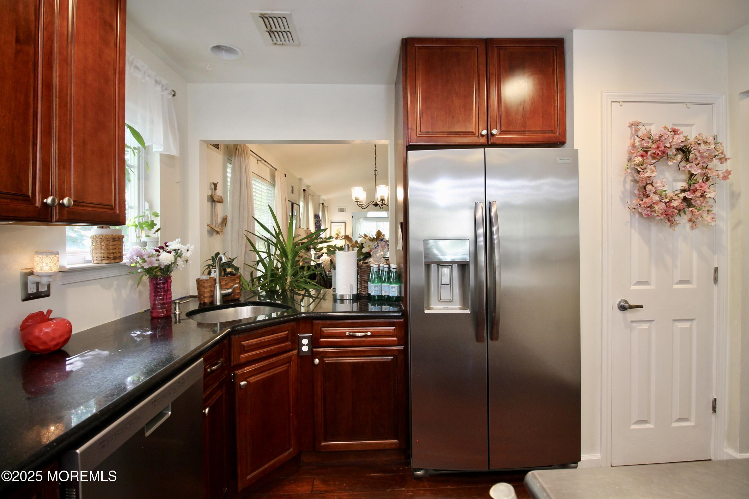 2 Winding River Road, Lakewood, New Jersey image 13